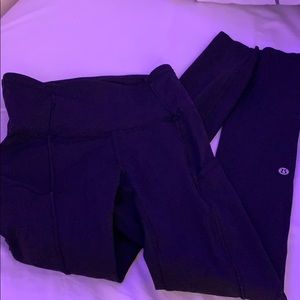 black lulu leggings size 2